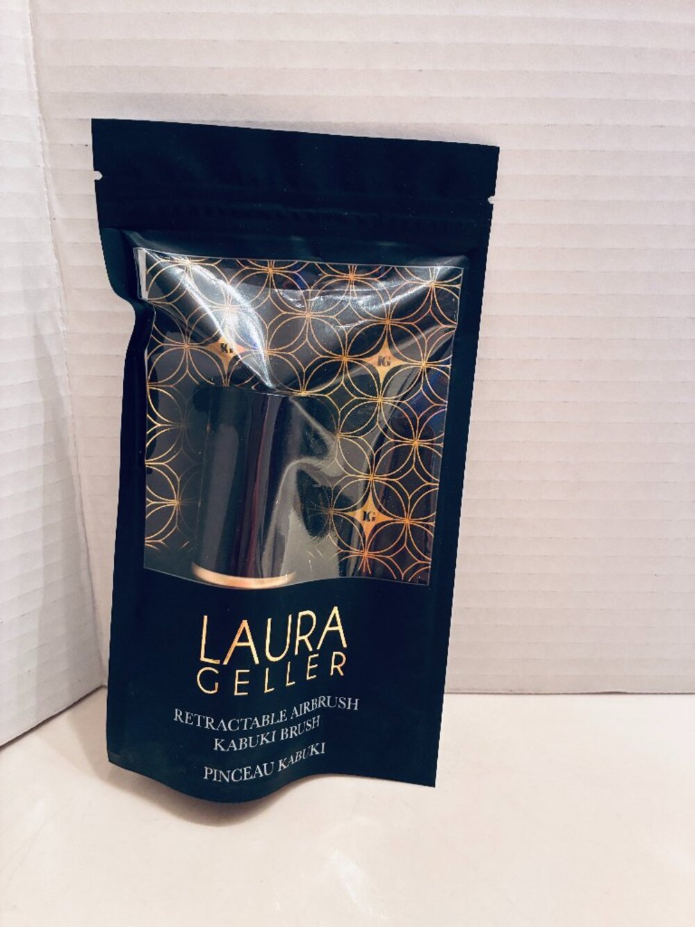 NEW LAURA GELLER KABUKI BRUSH